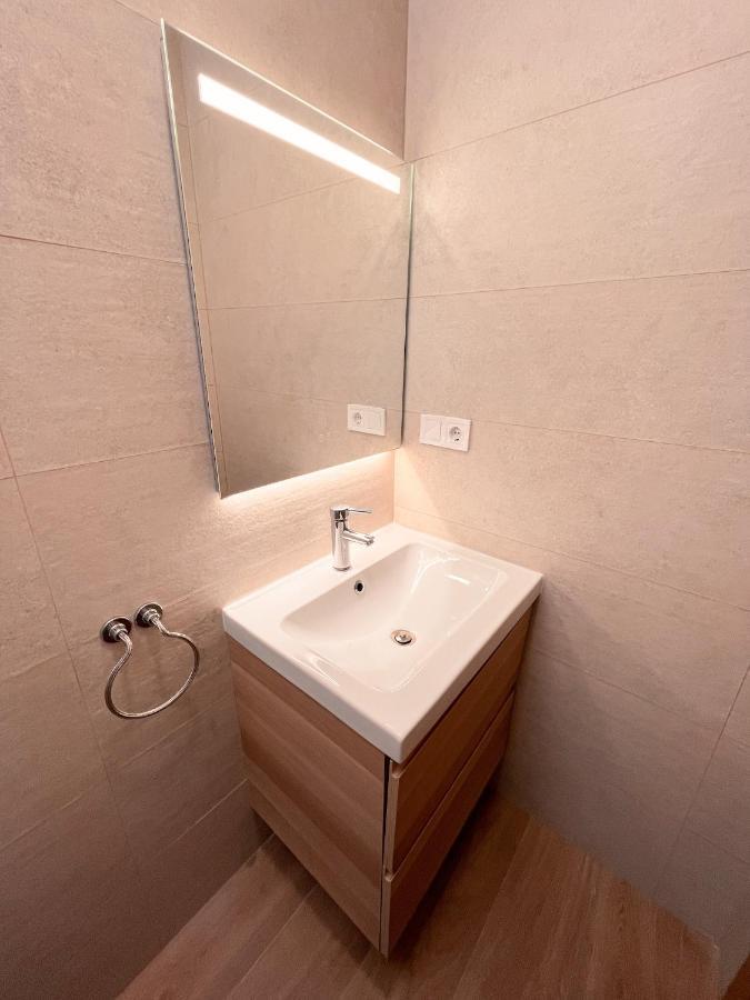 Habitacion En Vivienda Centrica Bilbao Apartment Екстериор снимка
