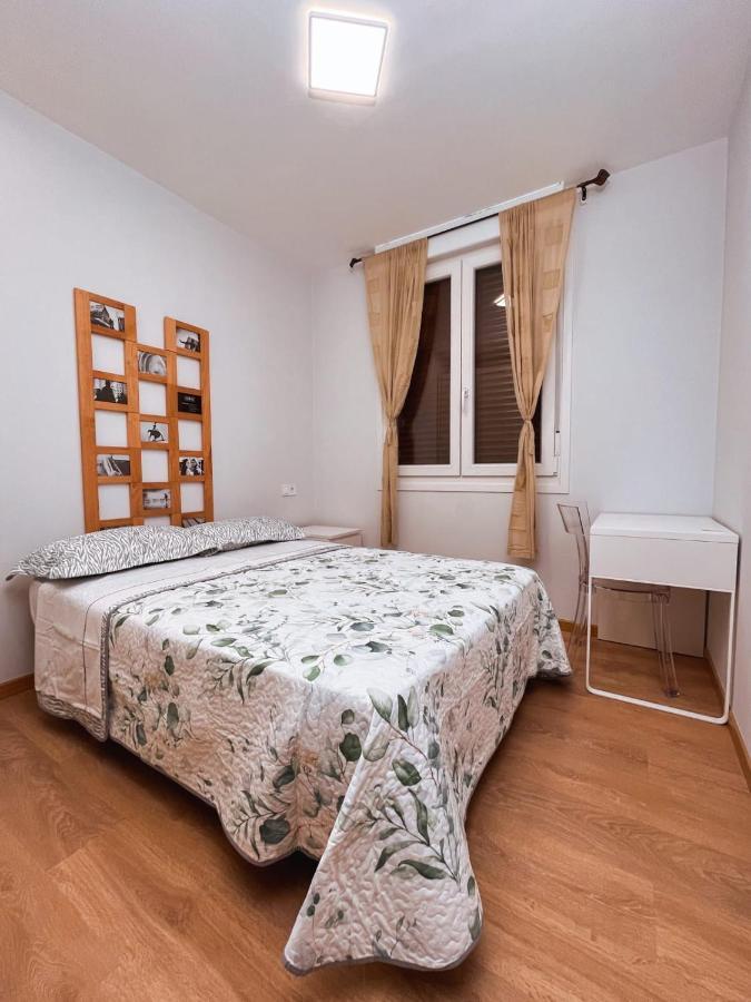Habitacion En Vivienda Centrica Bilbao Apartment Екстериор снимка